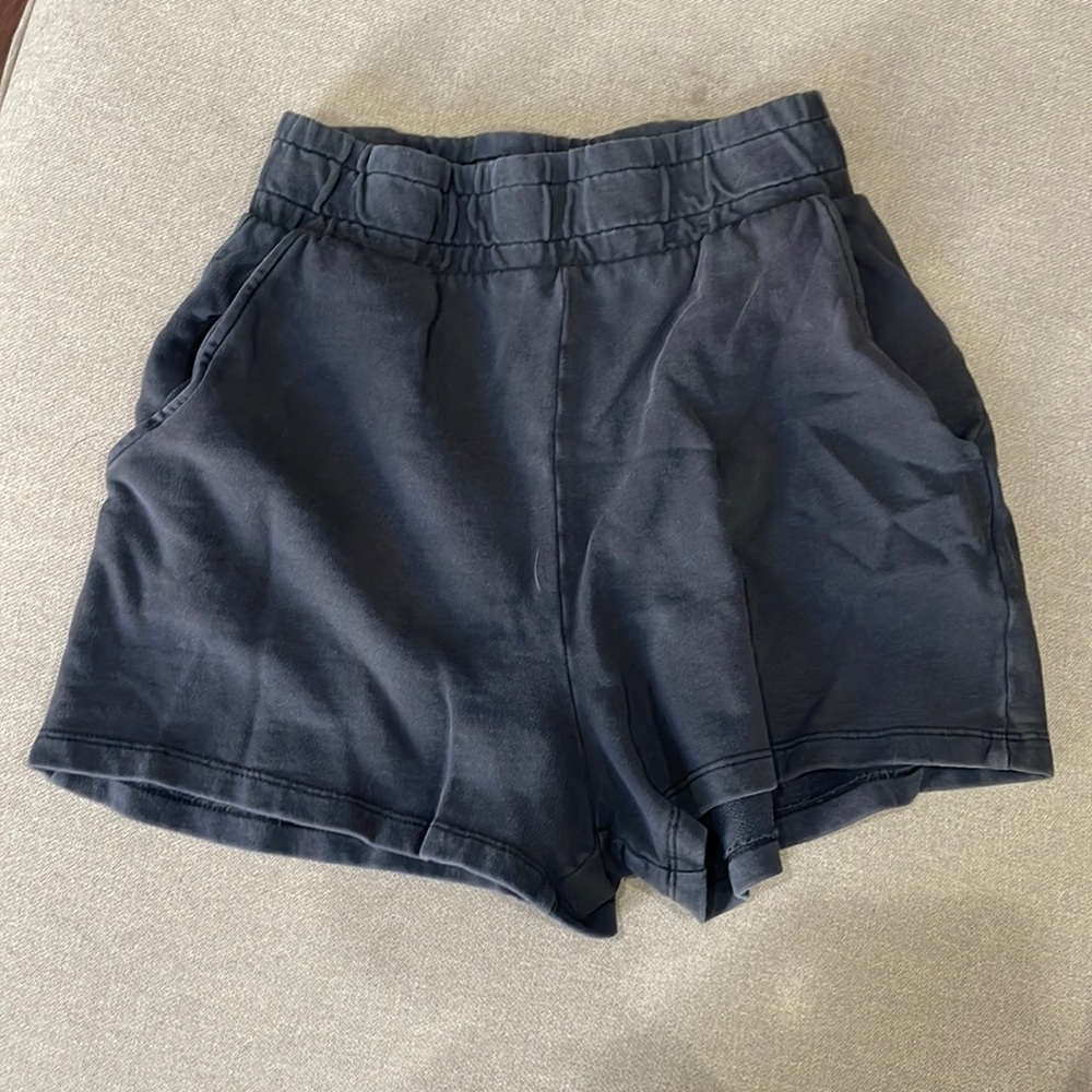 Zara lounge shorts small